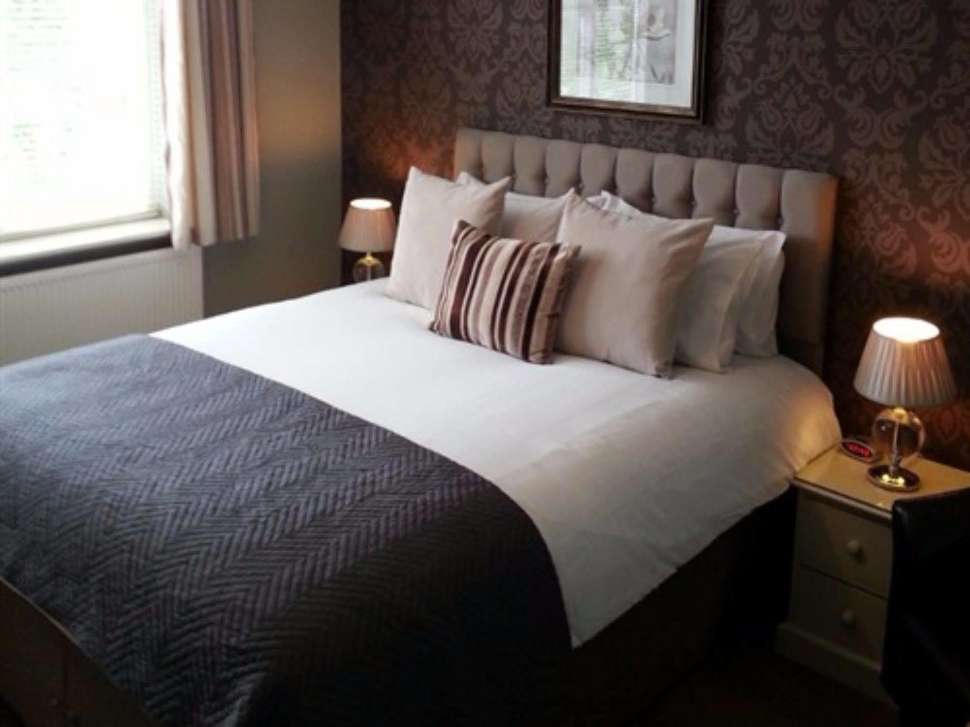 Hunters Moon Guest House Stratford-upon-Avon Esterno foto