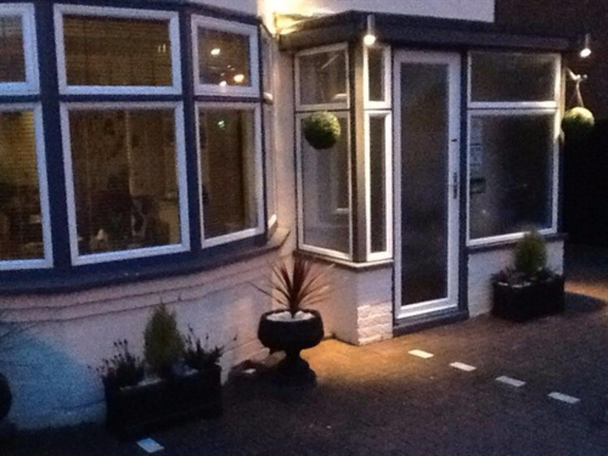 Hunters Moon Guest House Stratford-upon-Avon Esterno foto